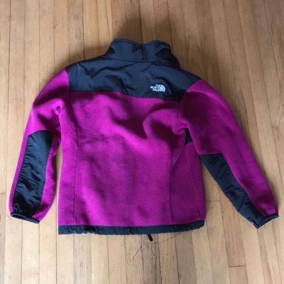Magenta North Face Fleece. - Picture 5 of 5